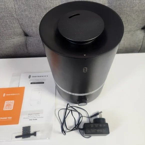 BNIB Ultrasonic Cold Mist Humidifier - Picture 3 of 8